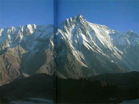 
Mazeno Rudge And Nanga Parbat Rupal Face From South - All Fourteen 8000ers (Reinhold Messner) book
